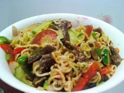 Amazing way to eat instant noodles