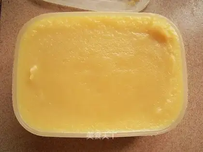 Lard and pig skin