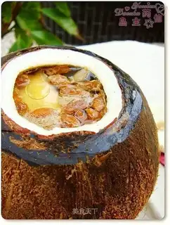 Stewed chicken with shredded bamboo with coconut