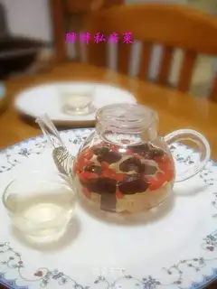 Red dates and wolfberry tea