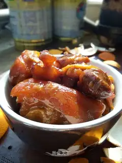 Orange peel pork knuckles