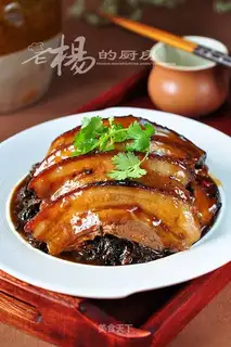 braised pork with plum vegetables