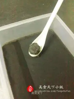Polygonum multiflorum and black sesame stuffing