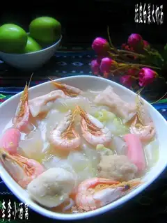 Pulp shrimp and dried cabbage soup
