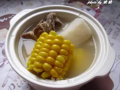 Yams and corn ribs soup