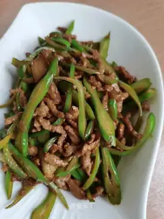 Sword bean fried meat
