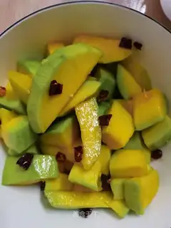 Sour mangoes