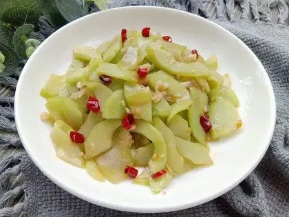 Pelican cucumber