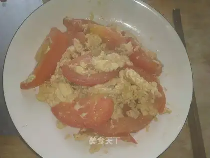 Tomato fried eggs