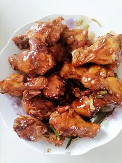 Red roast wings