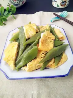 Eggs and beans