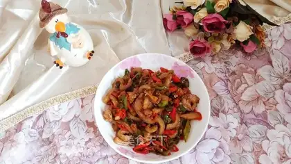 Spicy pig skin