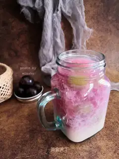 Grapes and ice cream