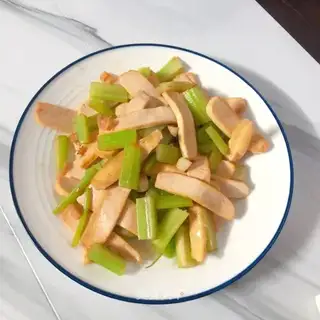 Celery fried tofu