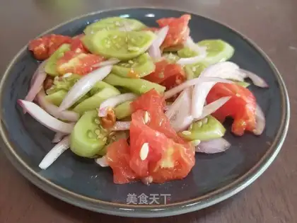 Cucumber tomato onions