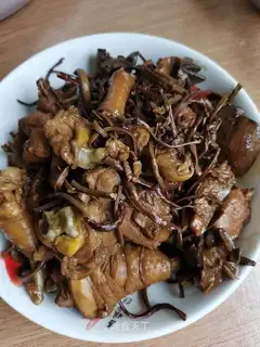 Chicken stew for cuisine