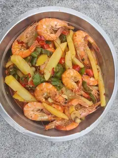 Pot potato shrimp