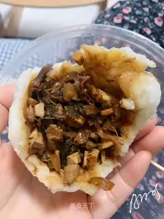 Tofu-dry meat-crunch pellets