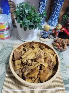 Roasted ducks