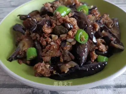 Meat and eggplant
