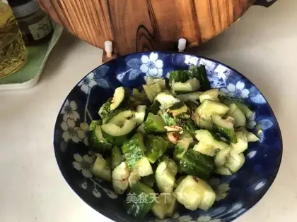Garlic cucumber