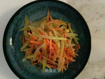 Pelican carrots