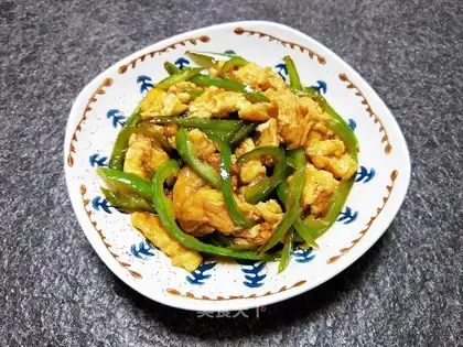 Pepper fried eggs