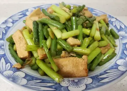 Garlic tofu