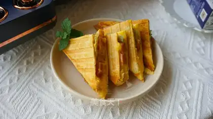 A sandwich breakfast