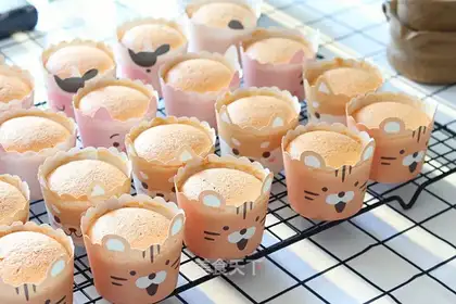 Yogurt cupcakes