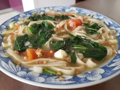 Potato tomato noodles