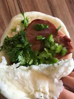 The most lazy way to make meatloafs in history