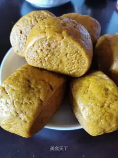 Pumpkin buns