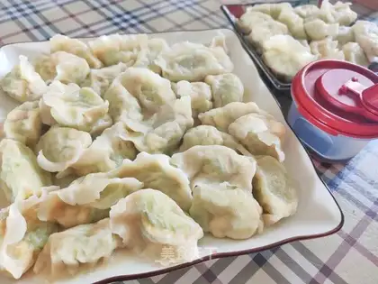 Squid egg dumplings