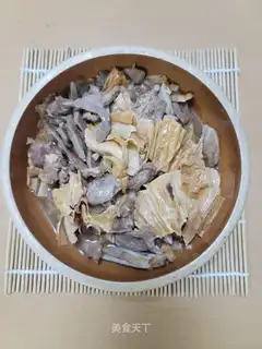 Pork-cracker