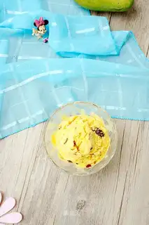 Cranberry cream mango ice cream