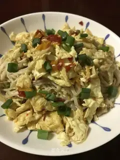 Golden fungus fried eggs