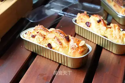 Coconut braids, bread