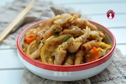 The chicken claws of the lemon clot