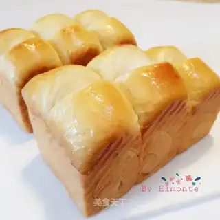 The Queen's cream toast