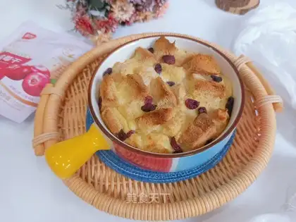 Cranberry toast pudding