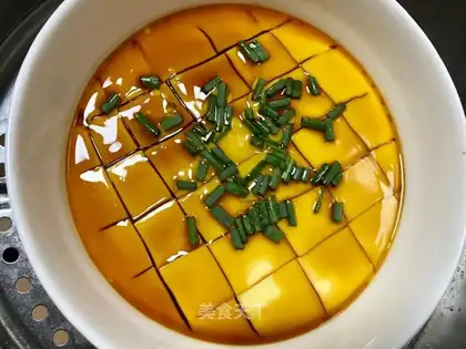 Slippery eggs