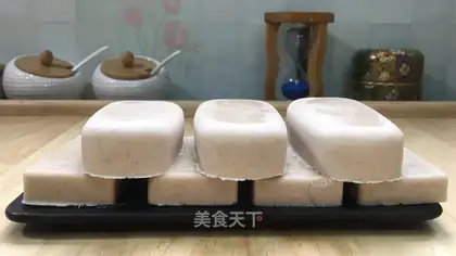 Banana milk ice cream