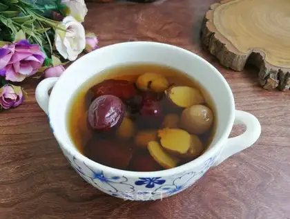 Gin-ding ginger-tree tea