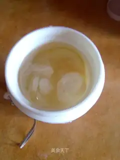 Honey lemonade
