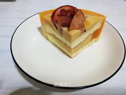 Bean beans, mango mousse cake