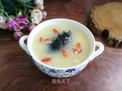Chicken soup, rice porridge