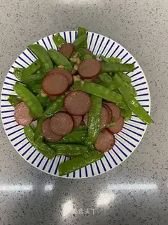Garlic sausage Dutch beans