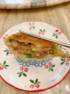 Quick-fried beef cake