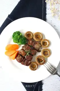 Black pepper beef